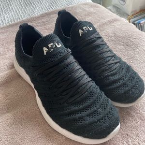 APL Sneakers